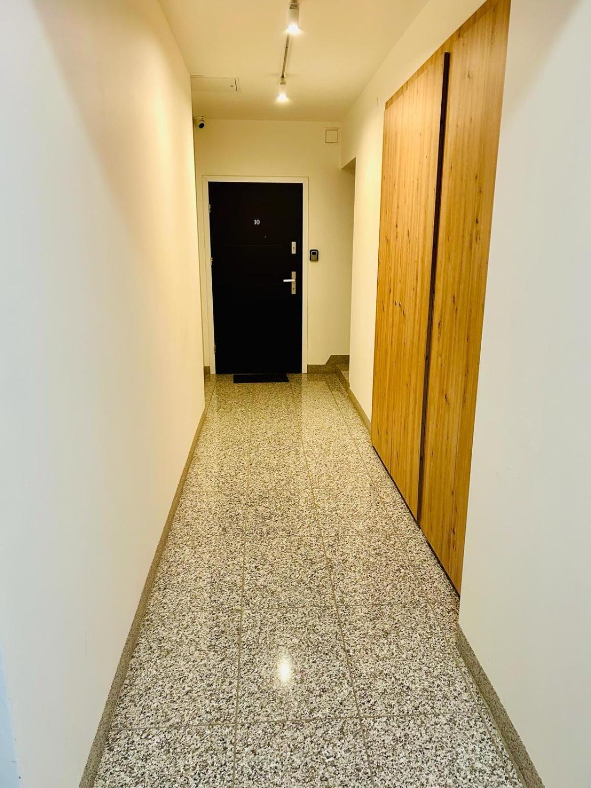 Apartment Targowa L11 *