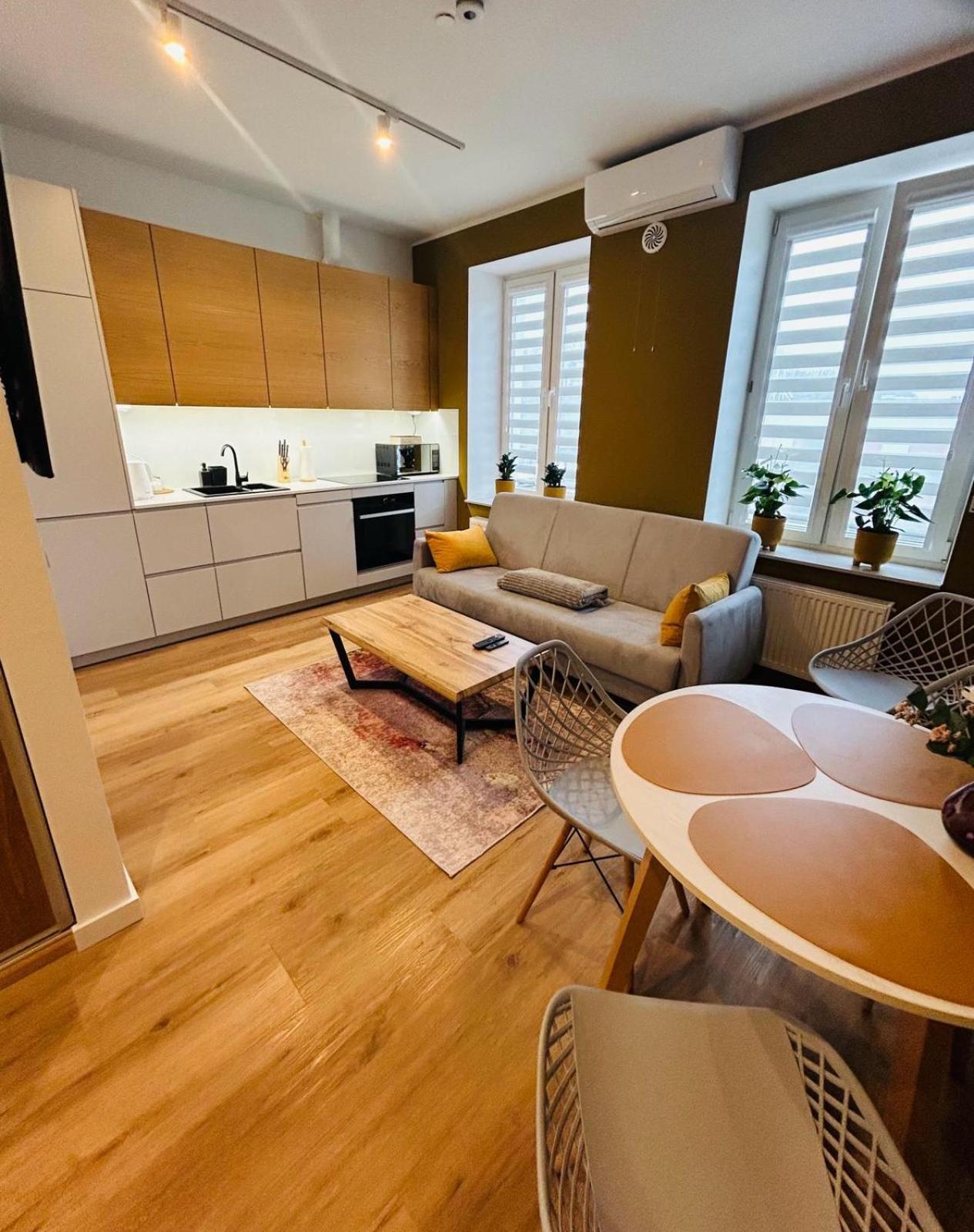 Targowa L11 Apartment Lublin