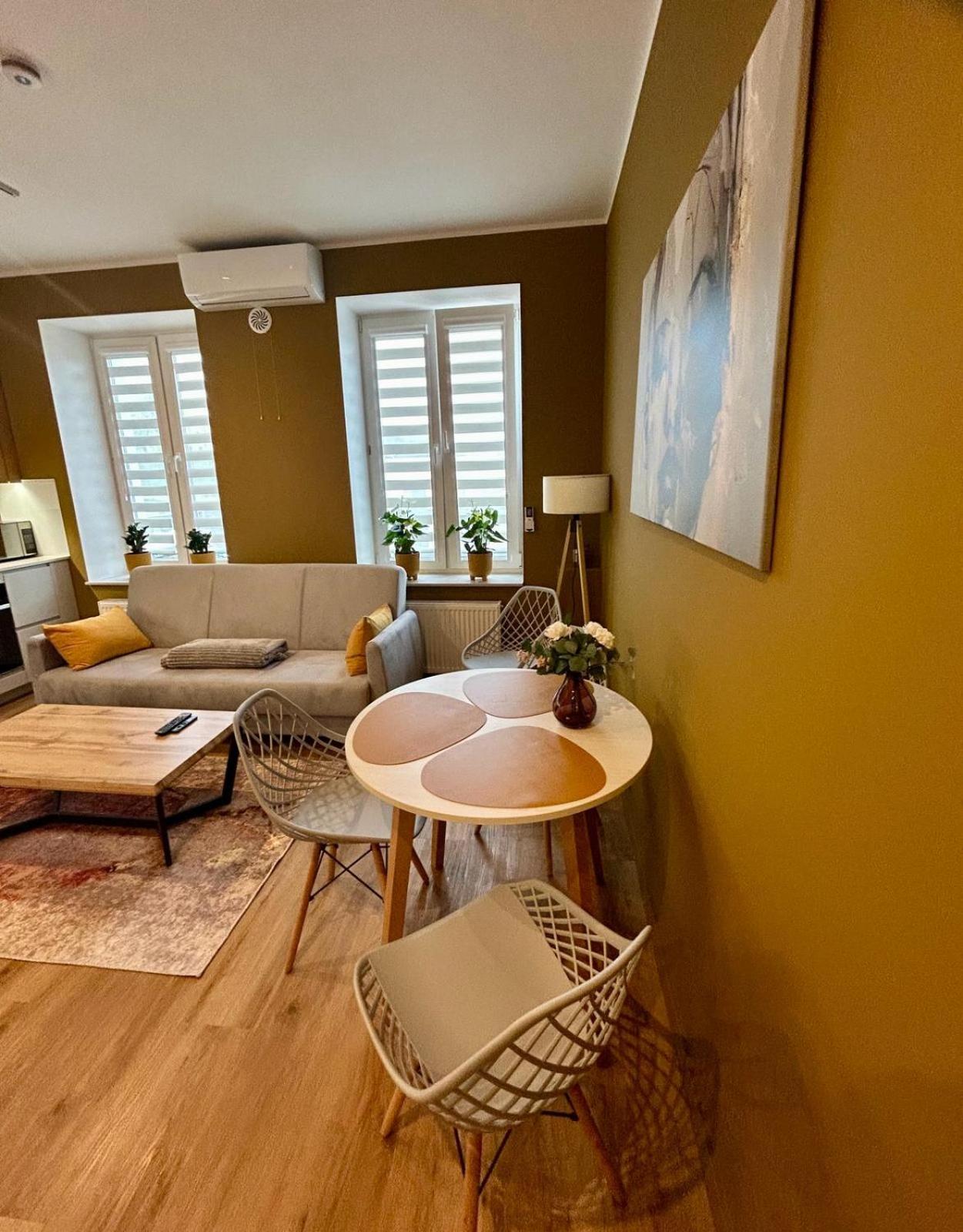 Targowa L11 Apartment
